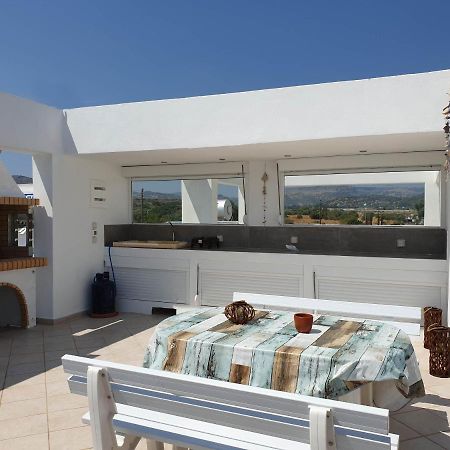 Sea Breeze Villa CCharaki Exterior foto